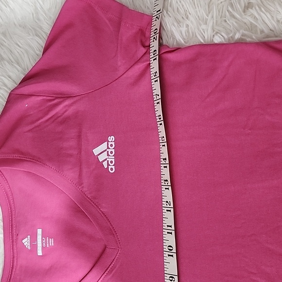 Adidas Women's Pink V-Neck Top Brand New - Picture 3 of 7